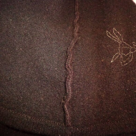 prAna Listen Love Laugh BOHO Knit Sweater M Black Raglan Raw Seams Graphics - Picture 14 of 15